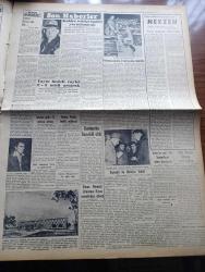 Vatan Gazetesi - Turkish Newspaper - 30 Ocak 1955 - doğuya en iyi imkan yazan Ahmet Emin Yalman Başmakale - Başkan Eisenhower'e savaş emri salahiyeti verildi - komünist için mütareke anlaşmasına rıza göstermiyor - Başvekil Adnan Menderes ile hariciye vekili Fuat Köprülü bugün İtalya'ya gidiyor - Ankara İstanbul tren münakalesi kısmen durdu - Kasım Gülek Araplar kadar İsrail'in de dostuyuz dedi - Zonguldak'ta Grizu infilakından mesul 5 kişi tevkif edildi - Manhattan'da üç oda çeviren Oktay Akbal Yazı Dizisi - tekelin geliri  52 milyon artmış - Danimarka başvekili Hans Hedtoft öldü - Neyzen Yazan Abdulbaki Gölpınarlı  - İsveç'te suni bir kumarhane adası kurulacak - Osmanlı tarihinden sayfalar yazan Feridun Fazıl Tülbentçi Yazı Dizisi - güzel bir tarihi film Gül ve Kılıç Walt Disney tarafından çevrildi fotoğraf - Churchill şimdiye kadar 250'den fazla tablo yaptı - Ankara İstanbul İzmir radyosu programı - Altıncı kat İstanbul Belediyesi şehir tiyatroları dram kısmında - Türkiye İş Bankası