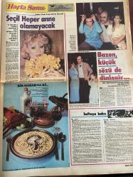HAFTA SONU GAZETESİ DOĞUM GÜNÜ HEDİYESİ  ( Turkish Newspaper ) - 14 NİSAN 1978 -TAM TAKIM 12 SAYFADIR -Ziya Müezzinoğlu-Ajda Pekkan–Emel Sayın–Filiz Akın–Ferdi Tayfur–Sadi Çolpan–Kerem Çolpan–Sezgi Sezgin–Nilgün İsik–Tarık Akan–Ermel Sayın–Prenses Banu–Cüneyt Arkın–Betül Arkın–Esen Ateş–Süleyman Pekin–Ece Altın–Fikri Aykut–Kubilay Çelik–Esen Gül–Filiz Akun–Tamer Yiğit–Aysun Güven–Seçil Heper–Seren Çinkıllı–Ümit Çileker-Prenses Banu-Aysun Güven-Bahar erdeniz-Zeki Müren-Neco-Gökben-Ayhan Işık-Serap Işık-Çolpan İlhan-Kerem Alışık-Göksel Arsoy-Aşkım Arsoy-Ajda Pekkan–Emel Sayın–Filiz Akın–Ferdi Tayfur–Sadi Çolpan–Kerem Çolpan–Sezgi Sezgin–Nilgün İsik–Tarık Akan–Ermel Sayın–Prenses Banu–Cüneyt Arkın–Betül Arkın–Esen Ateş–Süleyman Pekin–Ece Altın–Fikri Aykut–Kubilay Çelik–Esen Gül–Filiz Akun–Tamer Yiğit–Aysun Güven–Seçil Heper–Seren Çinkıllı–Ümit Çileker-Maliye Bakanı fena bastırıyor–Sanat ağalarına savaş–Halkın tepkisi büyük oldu–Artist evlerinde anarşi korkusu–Anne-baba sanatçılar panik iç