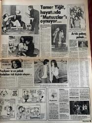 HAFTA SONU GAZETESİ DOĞUM GÜNÜ HEDİYESİ  ( Turkish Newspaper ) - 14 NİSAN 1978 -TAM TAKIM 12 SAYFADIR -Ziya Müezzinoğlu-Ajda Pekkan–Emel Sayın–Filiz Akın–Ferdi Tayfur–Sadi Çolpan–Kerem Çolpan–Sezgi Sezgin–Nilgün İsik–Tarık Akan–Ermel Sayın–Prenses Banu–Cüneyt Arkın–Betül Arkın–Esen Ateş–Süleyman Pekin–Ece Altın–Fikri Aykut–Kubilay Çelik–Esen Gül–Filiz Akun–Tamer Yiğit–Aysun Güven–Seçil Heper–Seren Çinkıllı–Ümit Çileker-Prenses Banu-Aysun Güven-Bahar erdeniz-Zeki Müren-Neco-Gökben-Ayhan Işık-Serap Işık-Çolpan İlhan-Kerem Alışık-Göksel Arsoy-Aşkım Arsoy-Ajda Pekkan–Emel Sayın–Filiz Akın–Ferdi Tayfur–Sadi Çolpan–Kerem Çolpan–Sezgi Sezgin–Nilgün İsik–Tarık Akan–Ermel Sayın–Prenses Banu–Cüneyt Arkın–Betül Arkın–Esen Ateş–Süleyman Pekin–Ece Altın–Fikri Aykut–Kubilay Çelik–Esen Gül–Filiz Akun–Tamer Yiğit–Aysun Güven–Seçil Heper–Seren Çinkıllı–Ümit Çileker-Maliye Bakanı fena bastırıyor–Sanat ağalarına savaş–Halkın tepkisi büyük oldu–Artist evlerinde anarşi korkusu–Anne-baba sanatçılar panik iç