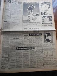 Vatan Gazetesi - Turkish Newspaper - 26 Ağustos 1956 - İstikbal ümitleri yazan Ahmet Emin Yalman Başmakale - Zeki Müren mahkum olduktan sonra avukatına teşekkür ediyor fotoğraf - CHP Meclisi tebliğ yayınladı - İran erkan-ı Harbiye umumiye reisi Korgeneral Abdullah Hidayet geldi fotoğraf - Tekirdağ'da Demokrat Parti ve Cumhuriyetçi Millet Partisi bugün boy ölçüşecek - Muhtarpaşa köşkünde büyük müzayede fotoğraf - Türkiye İş Bankası 33 yaşında - 6 yaşındaki küçük Mualla Özdili babası 50 lira için rehin verdi - suçlu yazan Orhan Kemal Yazı Dizisi - büyük Türk zaferi yazan Feridun Fazıl Tülbentçi Yazı Dizisi - Adnan Veli'den fantezi - siyasi hatıralar yazan General Ali Fuat Cebesoy Yazı Dizisi - Fenerbahçe Karşıyaka ile bugün karşılaşıyor - Türkiye 100 metre yüzme rekorunu kıran Ayşe Gül fotoğraf - at yarışları - Fatih koşusu bugün yapılıyor - Serdar koşusunu Rüçhan kazandı - İstanbul atletizm birinciliği başladı - Truman olimpiyatlara davet edildi -  Ankara bölgesi kupa maçları