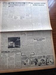 Vatan Gazetesi - Turkish Newspaper - 12 Kasım 1953 - vazifeli millet yazan Ahmet Emin Yalman Başmakale - Ankara'da Atatürk'e sevgi gösterisi yapan gençler Ulus meydanında toplandı fotoğraf - ihtikarı önlemek için tedbirler alınacak - Sümerbank 20 milyon liralık manifatura ithal ediyor - eroin malzemesi yakalandı fotoğraf - İtalya başbakanı Guiseppe Pella bugün geliyor - Eisenhower Atatürk ilham kaynağıdır dedi - Sevgi gösterisine gelen Celal Bayar gençlerin arasında fotoğraf - Pakistan Amerika'ya üsler verecek - Millet Partisi şahitlerinden bazısı dinlendi fotoğraf - Merzuka Ve Sedat Akçam'ın duruşması başladı fotoğraf - Truman ithamları reddediyor - güreşte Türkiye isveç'i 5-3 yendi - Hidiv köşkü kiraya verilecek - Galatasaray lisesi'nde Fransız Kulübü - İstanbul kapılarında fethin büyük tarihi romanı yazan Feridun Fazıl Tülbentçi Yazı Dizisi - çocuklar sizin köşeniz - Atatürk ve Ülkü fotoğraf - Veba yazan Albert Camus çeviren Oktay Akbal Yazı Dizisi - Beşiktaş Emniyeti 3 0 yendi