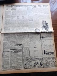 Vatan Gazetesi - Turkish Newspaper - 15 Ekim 1953 - İstanbul ve Roma yazan Ahmet Emin Yalman - komünist tanıkları Adalet huzurunda - Mihri belli Ruhi Su Sevim Tarı Enver Gökçe Şefik Hüsnü Abdulkadir Demirkan ( Vedat Türkali) fotoğraf - 167 sanık'tan 143 mefkuf 24'ü gayri mevkuf olarak muhakeme edilecek  - kurulan Komünist Partisinin kominforma ile irtibatı olduğu tespit edildi - Malatya suikasti davasını dün de devam edildi - Necip Fazıl kısakürek'in mahkemedeki pozlarından biri fotoğraf - Ankara'dan getirilen komünist sanıklarından biri vapurdan çıkarılıyor fotoğraf - Tito ihtar etti - Fenerbahçe Quenn Park Rangers ile 2 2 berabere kaldı - emniyette işkence iddiası adli tıpta incelenecek - Atatürk'ün yeni varisi İsa Manas hastaymış - Amerika'daki Kore gazilerimizi ziyaret - bugün muhakemeleri başlayacak olan komünist sanıkların fotoğrafları - İstanbul kapılarında fethin büyük tarihi romanı yazan Feridun Fazıl Tülbentçi Yazı Dizisi - Güzel Sanatlar akademisinde dersler bugün başlıyor