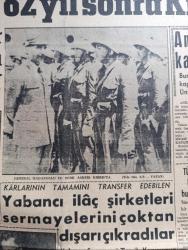 Vatan Gazetesi - Turkish Newspaper - 17 Ağustos 1960 - Suçlarda sirayet hududu yazan Ahmet Emin Yalman Başmakale - Mehmetçik 82 yıl sonra Kıbrıs'ta - General Cemal Madanoğlu ve Türk askeri Kıbrıs'ta fotoğraf - anti demokratik kanunlara veda - Londra radyosu bildiriyor Türkler askerlerini rumlarda çetecilerini karşıladılar - yabancı ilaç şirketleri sermayelerini çoktan dışarı çıkardılar - Türk kültür dernekleri bugün kuruluyor - İş ve İşçi Bulma kurumunda açılan çeşitli meslek kolları ait seminerler dün sona erdi fotoğraf - dini siyasete alet edenlere ağır hapis cezası verilecek - Abana ilçe oluyor - İstanbul yakında susuz kalabilir - Oniki nurcu yakalandı - uluslararası New York fuarına iştirak ediyoruz - kaçaklar yazan Kemal Bekir Yazı Dizisi - Yüksek Adalet divanı yazan avukat Mehmet Ali Sebük - Feza pilotları kapsüle girdi - Vasa Prihoda Öldü - İngiliz kadınları ve Abdülhamid yazan Enis Tahsin Til - 1960 Roma olimpiyatları - enternasyonal tenis turnuvasında hakiki fırtına bugün