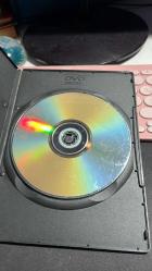 HABBE CON ELLA - PEDRO ALMODOVAR - KAPAĞA FALE CON ELLA YAZMIŞLAR... - TÜRKÇE DUBLAJ VE ALTYAZI GÖREMEDİM... FAKAT DV NİN ÜZERİNDE TÜRKÇE MEDYAVİZYON MARKASI VE FİLMİN TÜRKÇE İSMİ KONUŞ ONUNLA YAZIYOR - ORJİNAL FİLM DVD 15094