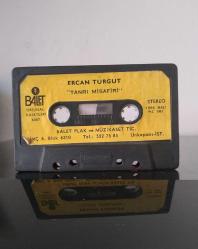Ercan Turgut Tanrı Misafiri