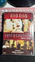 DİKKAT ŞEHVET - LUST CAUTION - 64. VENEDİK ALTIN ASLAN EN İYİ FİLM - 44. ALTIN PORTAKAL FESTİVAL AÇILIŞ FİLMİ - BİR ANG LEE FİLMİ... - TÜRKÇE DUBLAJ VE ALTYAZI MEVCUTTUR...