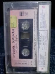 AYŞEGÜL DURUKAN BİR GARİP AŞIĞIM BEN KASET