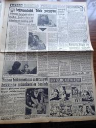 Vatan Gazetesi - Turkish Newspaper - 19 Mayıs 1962 - ne için olmasın yazan Şevket Süreyya Aydemir Başmakale - İsmet İnönü kumandanlar ile görüştü - Bugün 19 Mayıs bütün yurtta törenler yapılıyor - Başbakan İsmet İnönü 28. Tümeni gezdi - Ragıp Gümüşpala koalisyonu bozup devleti meçhul bir yöne sevk etmeyeceğiz dedi - Ticaret Bakanı İhsan Gürsan sanayicilerin yüzü yakında girecek dedi - Lebit Yurdoğlu Adalet Partisini suçladı - 5 yıllık planlı kalkınma açık oturumu dün başladı - CHP genel sekreter yardımcısı Kemal Satır oturmayan bir rejimde ihtilaller beklenebilir - siyasi suçu olmayanlar için af yok - genelkurmay Başkanı Orgeneral Cevdet Sunay Paris'e gitti - Avni Doğan bakanlıktan istifa ettim diyor - Boratav'a cevabım yazan Zeki Velidi Togan - komünist ajanı Eisenhower yazan Oktay Akbal - imparator yeğeni tiyatro oyuncusu Thien Hung fotoğraf - Üç Perdelik cinayet yazan agatha christie çeviren Ülkü Tamer Yazı Dizisi - futbolda ligin baraj düğümü bu hafta çözülüyor - Fenerbahçe