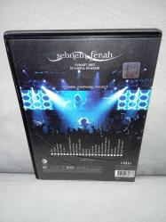 Dvd Şebnem Ferah 10 Mart 2007 İstanbul konseri. Orijinal Pasaj Müzik. Kitapçıklı. Çalışmasını etkilemeyen çizikler var, sorunsuz çalışıyor koleksiyonluk