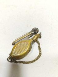 Ç10----OSMANLI PULLU ŞİŞE ÇAKMAK--KAPAK ZİNCİR ORİJİNAL DEĞİL