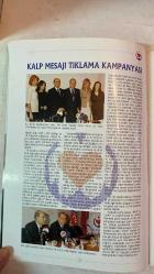 TÜRK KALP VAKFI DERGİSİ - 2003 / 12  TÜRK KALP VAKFI - ÇETİN YILDIRIMAKIN - NAMIK KEMAL ŞENTÜRK - EGUL TAŞTABAN - SUNA BATURAY - HAYATI BABAOĞLU - KENAN GÜVEN - TURAN ŞALIKOĞLU - NIŞAN ÇOLAK - MÜBECCEL ÇAKIR - ERGİN YILDIRIMAKIN - TÜRKAN SABANCI - FİGEN BABAOĞLU - GAYE ALACALAR - GÖKSEL BAŞİPLİKÇİ - GÜL ÖRDEKÇİOĞLU - GÜLAY KAMAZ - GÜLDEN KURDOĞLU - GÜLER KISMET - MERAL ÇALIŞICI - MERİH TURAN - ALTINAY DEMİR - ASİYE KEFELİ - AYLIN SARIGÜL - AYSEL TOPRAK DURUK - AYŞEGÜL TOPLUSOY - AYTEN TUNÇAY - BERNA CEYLAN - HAYRİYE MİDİLLİOĞLU - SELÇUK ALAGÖZ - MİNE BERKAN - BUKET TAŞDELEN - MUSTAFA OSMAN DEMİR - CEYDA EREM - İMREN UTKU - EMİNE ERDEM - NUZHET BİRSEL - ÇETİN YENTUR - BÜLENT ŞİMŞEK - GAZİOĞLU - EMİNE ÖZİLHAN - ESİN DEMİRÖREN - NAHİDE ISPIRGIL - NURAY GÜLLÜ - NURDAN SARIHAN - SARA MIZRAHI - SEMA ŞALIKOĞLU - SEMRA TUMAY - SERAP ÜLGEN - SEVİL DİKMEN - SEVİL DEVELİ - SUNA OZKANCA - SUNA SUZER - SUMER ERGELEN - ULGE CAFERZADE - ÜLKER HANGİ - EROL KANER - SEMİRAM - TAM TAKIM EKSİKSİZ 42 SAYFA