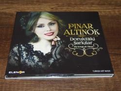 PINAR ALTINOK - DORUKTAKİ ŞARKILAR   DÖNEM BASKISI SIFIR AYARINDA ÇOK TEMİZ MÜZİK CD SİDİR.