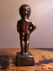 Brüksel Çocuk Heykeli