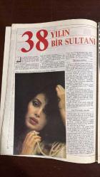 GELİŞİM TELEVİZYON HAFTALIK - TV-VİDEO KILAVUZU DERGİSİ - SAYI : 32 - 18/24 MAYIS 1985 -  TÜRKAN ŞORAY - KADİR İNANIR - MÜNİR ÖZKUL - SEZEN AKSU - EROL GÜNAYDIN - SİBEL EGEMEN - CENAN SALTIK - ELIZABETH TAYLOR - MONTGOMERY CLIFT - ROD TAYLOR - LEE MARVIN - HALE SOYGAZİ - EDİZ HUN - NECLA NAZIR - TULUĞ ÇİZGEN - HÜSEYİN KARAKAŞ - İBRAHİM BAŞAR - ATTİLA İLHAN  19 MAYIS GÖSTERİLERİ - CENGİZ HAN DİZİSİ - HASAN İLE ŞİRİN - BUGÜN RAMAZAN PROGRAMI - HAYAT AĞACI FİLMİ - GARİBAN FİLMİ - GAZİ KADIN FİLMİ - EVERTON-MANCHESTER UNITED FİNALİ - REAL MADRİD-VIDEOTON MAÇI - YARIN ARTIK BUGÜNDÜR DİZİSİ - TÜRKAN ŞORAY - AHMET ÖZHAN - ARİF SAĞ - DOLLY DOTS - AJDA PEKKAN - UĞUR BÖCEKLERİ - ALTAN ERKEKLİ - TOMRİS ÇETİNEL - HALE SOYGAZİ - MENDERES UTKU - EDİZ HUN - MÜNİR ÖZKUL - NİHAT ZİYALAN - HÜLYA TUĞLU - ADİLE NAŞİT - TAMER YİĞİT - AYTAÇ ARMAN - ZUHAL ÇETİNKANAT - NECİP DANİŞOĞLU - DAVID HASSELHOFF - EDWARD MULHARE - BURÇAK EVREN - MUSTAFA KEMAL ATATÜRK  CUMARTESİ GECESİ - GARİBAN - KARA ŞİMŞEK- 34 SAYFA