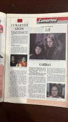 GELİŞİM TELEVİZYON HAFTALIK - TV-VİDEO KILAVUZU DERGİSİ - SAYI : 32 - 18/24 MAYIS 1985 -  TÜRKAN ŞORAY - KADİR İNANIR - MÜNİR ÖZKUL - SEZEN AKSU - EROL GÜNAYDIN - SİBEL EGEMEN - CENAN SALTIK - ELIZABETH TAYLOR - MONTGOMERY CLIFT - ROD TAYLOR - LEE MARVIN - HALE SOYGAZİ - EDİZ HUN - NECLA NAZIR - TULUĞ ÇİZGEN - HÜSEYİN KARAKAŞ - İBRAHİM BAŞAR - ATTİLA İLHAN  19 MAYIS GÖSTERİLERİ - CENGİZ HAN DİZİSİ - HASAN İLE ŞİRİN - BUGÜN RAMAZAN PROGRAMI - HAYAT AĞACI FİLMİ - GARİBAN FİLMİ - GAZİ KADIN FİLMİ - EVERTON-MANCHESTER UNITED FİNALİ - REAL MADRİD-VIDEOTON MAÇI - YARIN ARTIK BUGÜNDÜR DİZİSİ - TÜRKAN ŞORAY - AHMET ÖZHAN - ARİF SAĞ - DOLLY DOTS - AJDA PEKKAN - UĞUR BÖCEKLERİ - ALTAN ERKEKLİ - TOMRİS ÇETİNEL - HALE SOYGAZİ - MENDERES UTKU - EDİZ HUN - MÜNİR ÖZKUL - NİHAT ZİYALAN - HÜLYA TUĞLU - ADİLE NAŞİT - TAMER YİĞİT - AYTAÇ ARMAN - ZUHAL ÇETİNKANAT - NECİP DANİŞOĞLU - DAVID HASSELHOFF - EDWARD MULHARE - BURÇAK EVREN - MUSTAFA KEMAL ATATÜRK  CUMARTESİ GECESİ - GARİBAN - KARA ŞİMŞEK- 34 SAYFA