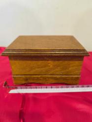 LOT.16 » Avrupa Ahşap Kutu ( Sandık )