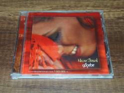 NİRAN ÜNSAL - GÖÇEBE   ...  DÖNEM BASKISI SIFIR AYARINDA ÇOK TEMİZ MÜZİK CD SİDİR.