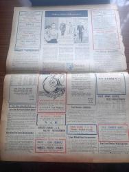 Vatan Gazetesi - Turkish Newspaper - 31 Mayıs 1953 - böyle mi olacaktı yazdan Ahmet Emin Yalman Başmakale - Adnan menderes'te Fuat Köprülü Londra'ya vardılar fotoğraf - Üçlü pakt askeri temsilcileri atinada toplanıyorlar - Tarsus vapuru hareket etti fotoğraf - cumhurbaşkanı Celal Bayar Kore'ye gidecek değiştirme birliğinin tatbikatında fotoğraf - Hilton oteli için Amerika'ya gidecek olanlar - Bahar ve çiçek bayramı başladı - Gülhane parkına giren çiçekli bir araba fotoğraf - fetih yıldönümünün yurt dışındaki akisleri - eski muharrirler için jübile yapıldı yapıldı fotoğraf - Kadınlar tekkesi yazan Refik Halit Karay Yazı Dizisi - Fatih ve vicdan hürriyeti yazan avukat Mustafa Emil Elöve - Türkiye İş Bankası Nişantaşı ajansı açılışı fotoğraf - İstanbul kapılarında fethin büyük tarihi romanı yazan Feridun Fazıl Tülbentçi Yazı Dizisi - Afyon fiyatları kararlaştırıldı - İstanbul Ankara İzmir Radyosu Programı -  Şehir Tiyatrosu Ankara dram kısmında Konsolos - Atlas sineması ters yüz oyunu
