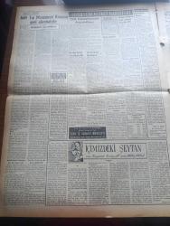 Vatan Gazetesi - Turkish Newspaper - 22 Temmuz 1953 - içiniz rahat olsun yazan Ahmet Emin Yalman Başmakale - profesörler hakkındaki tasarı kanunlaştı - Adnan Menderes CHP ileri gelenleri ile konuştu - meclisten çıkarılan Kamil Boran fotoğraf - Milli eğitim Bakanı Rıfkı Salim burçak fotoğraf - Malatya suikasti davasına 3 Ağustos'ta başlanıyor - Sovyetler Türkiye'ye yeni bir nota verdiler - Millet Partisinden bazı evraklar alındı - Musaddık mezarlıkta bayıldı - Hürriyet Partisi kurulacağı haberi yalanlandı - Yeni Sabah gazetesinin yeni yalanı - Polonya'da çarpışma olduğu bildiriliyor - Kore'de mütareke görüşmeleri hızlandı - Türkiye Yugoslavya ve Yunanistan arasında iktisadi yakınlık - boğaza inşa edilecek asma köprü Ortaköy ile Beylerbeyi arasında köprü maketi fotoğraf - Kasımpaşa askeri ambarları yanıyor - Amerikan filosu bugün geliyor - yeni hava meydanı lokantası Cumhuriyet bayramında açılacak - 38 Halkevi kütüphane oluyor - Celal Bayar'ın kabulü - Piskopos Makarios ile  mülakat