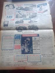 Vatan Gazetesi - Turkish Newspaper - 22 Temmuz 1953 - içiniz rahat olsun yazan Ahmet Emin Yalman Başmakale - profesörler hakkındaki tasarı kanunlaştı - Adnan Menderes CHP ileri gelenleri ile konuştu - meclisten çıkarılan Kamil Boran fotoğraf - Milli eğitim Bakanı Rıfkı Salim burçak fotoğraf - Malatya suikasti davasına 3 Ağustos'ta başlanıyor - Sovyetler Türkiye'ye yeni bir nota verdiler - Millet Partisinden bazı evraklar alındı - Musaddık mezarlıkta bayıldı - Hürriyet Partisi kurulacağı haberi yalanlandı - Yeni Sabah gazetesinin yeni yalanı - Polonya'da çarpışma olduğu bildiriliyor - Kore'de mütareke görüşmeleri hızlandı - Türkiye Yugoslavya ve Yunanistan arasında iktisadi yakınlık - boğaza inşa edilecek asma köprü Ortaköy ile Beylerbeyi arasında köprü maketi fotoğraf - Kasımpaşa askeri ambarları yanıyor - Amerikan filosu bugün geliyor - yeni hava meydanı lokantası Cumhuriyet bayramında açılacak - 38 Halkevi kütüphane oluyor - Celal Bayar'ın kabulü - Piskopos Makarios ile  mülakat