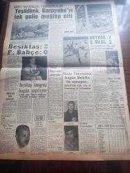 Vatan Gazetesi - Turkish Newspaper - 3 Haziran 1962 - yeni hükümeti kurma görevini aldığı Dün resmen açıklanan İsmet İnönü'nün niyeti milli koalisyon - reformlar için CHP garantiler isteyecek - Nurettin Ardıçoğlu CMKP milli bir koalisyon istiyor dedi - Cumhuriyetçi  Köylü Millet Partisi kesin olarak ikiye parçalandı - Türk doktoru Atilla M. Yetiş Amerika'da büyük başarıya ulaştı - Liman tahmil ve tahliye işçileri sendikası vatan haini değiliz fotoğraf - Türkiye'de ilk defa av köpekleri yarışması yapıldı fotoğraf - Eskişehir şehitleri için hazin bir tören yapıldı - Karaman'da dil Bayramı dün başladı - Atatürk çocuk kulübü kuruldu - Batı sineması - Meşrutiyet kıraathanesi Yazan Rıfat Ilgaz - Üç perdelik cinayet yazan agatha christie çeviren Ülkü Tamer Yazı Dizisi - cezayirde yaşayan Fransızlar müthiş bir panik halinde - Safiye Ayla'nın evi soyuldu - Yeşildirek karşıyaka'yı tek golle mağlup etti - Beşiktaş 2 Fenerbahçe 0 - Beşiktaş Kongresi bugün yapılıyor Hakkı Yeten rakipsiz fotoğraf