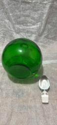 Vintage Yeşil Cam Ampul şekli  Sürahi Vazo Kapağı olmadığı için uyduruldu. Boy 20 cm