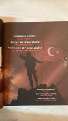 İSTANBUL AYDIN ÜNİVERSİTESİ UYGULAMA DERGİSİ - 2018 SAYI: 25  MUSTAFA AYDIN - YADİGAR İZMİRLİ - ÖZGÜL YAMAN - BABÜRHAN CÖRÜT - SEBAHATTİN KUTLU - EMEL BİROL - DİNÇER BİLGENER - SEMRA DURSUN - NABİ SARIBAŞ - CÜNEYT KENAN ÖZKAN - YUNUS ARGAN - MEHDİ BASHİRİ - ESRA ÜLKAR - MUSTAFA AMCA (HAZZOPULO PASAJI) - HERPEN - KASIM AMANJOLOV - RAUF DENKTAŞ  AFRİN NEDEN BU KADAR ÖNEMLİ - KUDÜS TÜM MÜSLÜMANLARIN GÖZBEBEĞİDİR - GELECEĞİN EĞİTİMCİSİ ÖDÜLÜ - ŞAMPİYON SPORCULAR AVRUPA’NIN EN BÜYÜĞÜ OLDU - DÜNYA BARIŞI ANCAK EĞİTİMLE MÜMKÜN OLUR - CERN ARAŞTIRMALARINA İAÜ’DEN DESTEK - SPORDA 2017’NİN EN İYİLERİ - KURTULUŞ SAVAŞI’NIN ARKASINDAKİ GÜÇ - BASIM TEKNOLOJİLERİNİN GELECEĞİ - İAÜ’NÜN BULUŞ MAKİNESİ - CAMBRIDGE - EĞİTİME HEYECAN DUYAN BİR GAZETECİ - HAZZOPULO PASAJI’NIN MUSTAFA AMCASI - DÜNYADA İLK KEZ BİR SİNCABA PROTEZ KOL TAKILDI - HOLLANDA’LI GEZGİN HERPEN - ANTİKACILAR PAZARI’NDA SANAT - TEŞKİLATÇILIK - KUFİ YAZILARLA SANATSAL GÖNDERME - ÜNİVERSİTELİLİĞİ FIRSATA   -  TAM TAKIM EKSİKSİZ 82 SAYFA