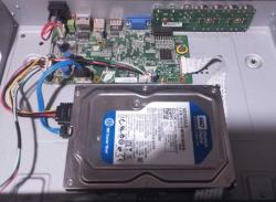 Neutron 8 Kanal ANALOG DVR Eski Nesil Kayıt Cihazı (Açıklama , Cepten izlenmez , 250GB Disk ,Adaptör ve Mouse dahil)