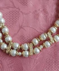 Vintage 1970–80’ler Büyük Taneli İnci Görünümlü Klasik Kolye – Taşlı Klips