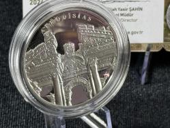 DARPHANE AFRODİSİAS ANTİK KENTLER SERİSİ NO:16 925 AYAR GÜMÜŞ HATIRA SİKKESİ