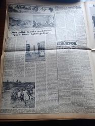 Vatan Gazetesi - Turkish Newspaper - 5 Kasım 1953 - büyük Türkiye ve rolü yazan Ahmet Emin Yalman Başmakale - Malatya suikasti davasına devam edildi - Necip Fazıl Kısakürek yine tahliye talebinde bulundu - Atamızın Aziz naaşını havi olan tabut dün muvakkat kabirden çıkarılırken fotoğraf - Aziz naaşın başındaki ilk nöbeti üniversiteli gençler aldı fotoğraf - Pakistan umumi valisi Ghulam Muhammed memleketimize geliyor - Kore'de esirleri nasıl kandırıyorlar - General Franco yeni ittifakı izah etti - Makbule Atadan ve Başbakan Adnan Menderes Etnografya müzesinden ayrılıyorlar Fotoğraf - sigara çeşidi azaltılmayacak - Krupp boğazda yapılacak asma köprü için mukavele imzalamamış - Türkiye İş Bankası - İstanbul kapılarında fethin büyük tarihi romanı yazan Feridun Fazıl Tülbentçi Yazı Dizisi - İstanbulspor 4 Vefa 2 - Atatürk'ün tabutu vinçle yavaş yavaş dışarı alınıyor fotoğraf - eski bir casus olan İsmail Ege Amerikan kongresi'ne mühim şeyler anlattı fotoğraf - Ayten Çankaya fotoğraf