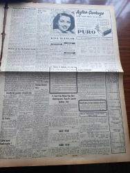 Vatan Gazetesi - Turkish Newspaper - 5 Kasım 1953 - büyük Türkiye ve rolü yazan Ahmet Emin Yalman Başmakale - Malatya suikasti davasına devam edildi - Necip Fazıl Kısakürek yine tahliye talebinde bulundu - Atamızın Aziz naaşını havi olan tabut dün muvakkat kabirden çıkarılırken fotoğraf - Aziz naaşın başındaki ilk nöbeti üniversiteli gençler aldı fotoğraf - Pakistan umumi valisi Ghulam Muhammed memleketimize geliyor - Kore'de esirleri nasıl kandırıyorlar - General Franco yeni ittifakı izah etti - Makbule Atadan ve Başbakan Adnan Menderes Etnografya müzesinden ayrılıyorlar Fotoğraf - sigara çeşidi azaltılmayacak - Krupp boğazda yapılacak asma köprü için mukavele imzalamamış - Türkiye İş Bankası - İstanbul kapılarında fethin büyük tarihi romanı yazan Feridun Fazıl Tülbentçi Yazı Dizisi - İstanbulspor 4 Vefa 2 - Atatürk'ün tabutu vinçle yavaş yavaş dışarı alınıyor fotoğraf - eski bir casus olan İsmail Ege Amerikan kongresi'ne mühim şeyler anlattı fotoğraf - Ayten Çankaya fotoğraf