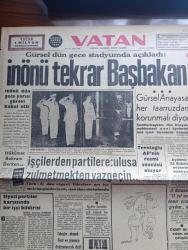 Vatan Gazetesi - Turkish Newspaper - 22 Haziran 1962 - siyasi partiler karşısında bir işçi bildirisi yazan Şevket Süreyya Aydemir Başmakale - Cemal Gürsel Dün stadyumda açıkladı İsmet İnönü tekrar Başbakan - İsmet İnönü dün gece yarısı görevi kabul etti - Amerikan askeri yardım heyeti Kara grup başkanı Tuğgeneral Charles P. Stone Anıtkabir'de fotoğraf - Fethi Tevetoğlu Adalet Partisi'nin resmi sözcüsü oldu - Talat Aydemir 22 Şubat'ın nedenini anlatıyor - Osman Bölükbaşı 17 yıl sonra Demir çizmeyi giydim dedi - Nasrettin hoca festivali'nde Akşehir gölü'ne yoğurt çalındı - İstanbul Belediye Başkanı Kamuran Görgün ekmek fiyatı ve gramajı değişmeyecek dedi - Ev  Kadın Moda - hangi uygarlık yazan Samim Kocagöz - Eichman ve Hiroşima yazan Oktay Akbal - Fas gerekirse Cezayir için asker kullanacak - İstanbul Ankara Radyosu Programı - İstanbul'da sinema programı - Bugünkü Yunanistan Yazan Nizamettin Nazif Tepedelenlioğlu Yazı Dizisi - Fenerbahçe Altı futbolcuyu satıyor -  Kırkpınar güreşleri
