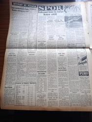 Vatan Gazetesi - Turkish Newspaper - 24 Ağustos 1954 - bölgemizde beraberlik yazan Ahmet Emin Yalman Başmakale - gençlik Kıbrıs için miting yapacak - Türkiye İş Bankası Umum Müdürü Üzeyir Avunduk bankacılık enstitüsü'ne ait senedi imzalarken fotoğraf - dost Ürdün kralı Kral Hüseyin İstanbul'a geldi fotoğraf - Hiçbir Albay emekliye ayrılmayacak - Adnan Menderes Nasır'ın beyanatı hakkında görüşünü söyledi - Setrek ormanları hala yanıyor - liselerin onbir yıla indirilmesi iyi karşılandı - Fasta çarpışmalar devam ediyor - Attlee Mao Çe Tung ile görüşecek - Romanya güzeli Magda Demetrescu öldürüldü fotoğraf - Kaptan Nemo hollywood'lu canavarla çarpışıyor fotoğraflar - Galatasaray Fenerbahçe kulüpleri anlaşacak - yeni su sporları ajanı İskender Songur seçildi - Hilton otelinin mefruşat masrafı 500 bin lirayı buldu - enternasyonel tenis karşılaşmaları - Bir Avcı domuz tarafından kaçırıldı - Ankara İstanbul İzmir Teknik Üniversite radyo programı - Good Year Lastik - Işık Lisesi kayıtları