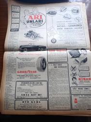 Vatan Gazetesi - Turkish Newspaper - 22 Ağustos 1954 - gayri mesul bir hareket yazan Ahmet Emin Yalman Başmakale - Demokrat Parti Kongresi 20 ekimde toplanıyor - Ticaret bakanı Sıtkı Yırcalı İzmir fuarının açılışında konuşuyor fotoğraf - Türkiye Kıbrıs meselesini yakından takip ediyor - Türk ve buzdolabı satan tacirlerin etikete itirazı - Başvekil Adnan Menderes gazetecilerin yemeğinde bulundu fotoğraf - yeni polislere Dün diploma verildi fotoğraf - Sovyet casusu Yatsikof 30 yıl hapse mahkum oldu - cumhurbaşkanı Celal Bayar'ın Tito'ya Armağan edeceği atlar fotoğraf - Gülhane sergisi hesapları inceleniyor - Boğaziçi sigaraları değişti - Tef mecmuası toplattırıldı - Fahrettin Kerim Gökay İsviçre'de Migrosçularla görüşecek - Amerikalı film artisti Douglas Fairbanks sabah Türkiye'de ayrılıyor Fotoğraf - Osmanlı tarihinde sayfalar yazan Feridun Fazıl Tülbentçi Yazı Dizisi - General Ali Fuat Cebesoy'un siyasi hatıraları Yazı Dizisi - Gina Lollobrigida fotoğraf - Good Year Lastikleri