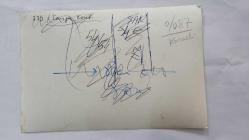 YEŞİLÇAM OYUNCUSU TANJU KOREL'İN ORİJİNAL FOTOĞRAFI - 18 x 12 cm EBADINDA - TANJU KOREL, ''KAN DÖKMEZ REMZİ'' FİLM AFİŞİNİN ÖNÜNDE POZ VERİRKEN ÇEKİLMİŞ BİR KARE