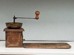 Antika Dönem Damgalı Osmanlı Kahve Değirmeni