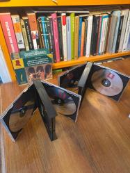 Wolfgang Amadeus Mozart Edition Volume 11 : Operas - Mitridate, re di Ponto Der Schauspieldirektor Bastien und Bastienne / 5 Audio CD Box Set