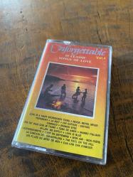 UNFORGETTABLE VOL. 4 - 19 CLASSIC SONGS OF LOVE - KASET