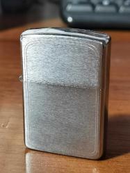 Orijinal usa zippo çakmak temiz çalışır durumda tamir görmemiş erkek boy