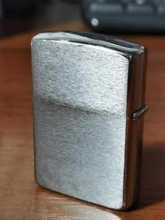 Orijinal usa zippo çakmak temiz çalışır durumda tamir görmemiş erkek boy
