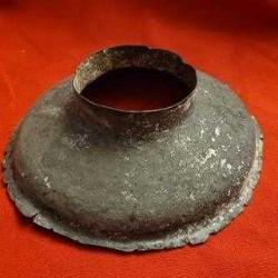 LOT.9 » ÇOK ESKİLERDEN BAKIR APARAT. BİR EŞYA PARÇASI.