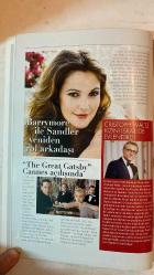 ŞALOM DERGİSİ - NİSAN-MAYIS 2013 SAYI: 22  BEKİ İKALA ERİKLİ - SÜHEYL UYGUR - BEHZAT UYGUR - TÜRKAN ŞORAY - DIEGO RIVERA - FRIDA KAHLO - JOSEPH PULITZER - RACHEL WEISZ - SABRİ KALİÇ - ANDY WARHOL - WOODY ALLEN - ZÜLFÜ LİVANELİ - SÜZET SİDİ - IRVIN MANDEL - NELLY BAROKAS - YAKUP BAROKAS - IVO MOLINAS - IŞIK SİVİL KARAKOÇ - İSAK BEHAR - SEMRA ÖNER - BELLA PARLAKŞİMŞEK - GILA ERBEŞ - TUNA SAYLAĞ - AYLİN YENGİN - ANET PASE  MELEKLER ONA FISILDİYOR - BÜYÜLÜ ŞEHİR VENEDİK - HOLOKOST DOSYASI - TÜRKAN ŞORAY İLE BUGÜNDE RASTLAŞMAK - ARAPÇA KONUŞARAK İBRANİCE YAZMAK - İNTERNET BİR SİRK AMA KEŞKE HER PALYAÇO GÜLDÜRSE - DUVARLARA HAYAT VEREN RESSAM - KÖTÜLÜĞÜN PRENSESİ - GAZETECİLİKTE DEVRİM YARATAN ADAM - UNUTTUĞUMUZ ŞARKILAR - OLİMPOS’TAN BODRUM’A DOĞRU - DANİMARKA SİNEMASI - BİR ŞEHİR BİR DÖNEM BİR YÜZLEŞME - ARNAVUT KURTARICILAR - İNSANSIZ İNSAN - İLHAM VEREN STİL İPUÇLARI - BAHARLA BİRLİKTE MÜZİĞİN KEYFİNE VARIN -  TAM TAKIM EKSİKSİZ 132 SAYFA