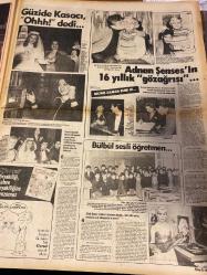 HAFTA SONU GAZETESİ DOĞUM GÜNÜ HEDİYESİ  ( Turkish Newspaper ) - 16 MART 1979 -TAM TAKIM 12 SAYFADIR -Yılmaz Güney-Fatoş Güney-Müjde Ar-Ferdi Tayfur-Güzide Kasacı-Suzan Vaker-Adnan Şenses-Gönül Senay-Seyyal Taner-Filiz Akın-Nükhet Duru-Ahmet Özhan-Müşerref Tezcan-Asu Maralman-Cüneyt Arkın Yılmaz Güney İmralı’da-Bahar Erdeniz-Engin Erdeniz-Güldür Gülpınar-İbrahim Tatlıses-İnci Sani-Deniz Şanslı-Seher Şeniz-Yaşayan adamın vasiyeti-Son ziyaret-Müjde Ar vicdan borcunu ödüyor-Süreyya Farah’ın tırnağı olamaz-Güzide Kasacı Ohhh dedi-Adnan Şenses’in 16 yıllık gözağrısı-Bülbül sesli öğretmen-Seyyal Taner kurtuluşu arıyor-Antika hastalığı tepti-Kimine hay hay kimine vay vay-Evliliği sarsan gizli show-Şimdi de sıra sunuculukta-Yufka yürekli sert adam-Göğsünden rahminden dişinden-Barışmaya da zam geldi-Nükhet Duru masal söylüyor-haftaya bakış