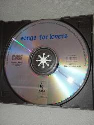 Cd songs for lovers. Raks 1994 baskı eski beyaz bandrollü dönem albümü. Disk 10 üzerinden 9.5 sorunsuz çalışıyor Koleksiyoluk