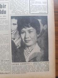Vatan Gazetesi - Turkish Newspaper - 14 Şubat 1959 - vatandaş Bayar'a ve vatandaş Menderes'e yazan Ahmet Emin Yalman Başmakale - Dünkü kardan sonra Sultanahmet fotoğraf - Kasım Gülek'in masuniyeti kaldırılıyor - Adnan Menderes Yunan dostluğunu övdü - milletvekili maaşına zam meselesi yeniden karıştı - 6 yıldır evli kadın Şahsine Üçgül erkek oldu fotoğraf - Japon caz yıldızı Peggy Hayama Ankara'ya geldi fotoğraf - Orhan Kemal'in bir büyük hikayesi küçücük Yazı Dizisi - Rusya Assuan barajı için Mısır'a 400 milyon ruble yardım edecek - Ülkücü gazeteciliğe bir örnek Rochefort yazan Oktay Akbal - Briç masasında cinayet yazan agatha christie yazı dizisi - Fenerbahçe son maçını Adaletle yapıyor - Adaletin iki gollü galibiyeti liderliği Galatasaray'a verecek - Basketbolda Galatasaray Darüşşafaka oynuyor - Beşiktaşlı B. Ahmet Gürcan Münir Ve Recep yarın oynayamayacaklar - Ankara İstanbul Radyosu Programı - geçen sene Fenerbahçe'nin şampiyonluk sevinci Can Bartu Akgün ve Szekely fotoğraf