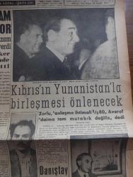 Vatan Gazetesi - Turkish Newspaper - 11 Şubat 1959 - manevi kıymetler cephesi kurulmalıdır Yazan Ahmet Emin Yalman Başmakale - CHP mebus maaşına zam teklifini reddediyor - Başbakan Adnan Menderes ve Fatin Rüştü Zorlu Dolder otelinde fotoğraf - Kıbrıs'ın Yunanistan ile birleşmesi önlenecek - Danıştay teşkilatı değişiyor - CHP Ankara Milletvekili Avni Doğan'ın resim sergisi fotoğraf - taş devri çizen Mıstık - Taksim bahçesinin yarısı satılıyor - Mustafa Kemal derneği Kıbrıs'ta şube açacak - Orhan Kemal'in bir büyük hikayesi küçücük Yazı Dizisi - fikir ve sanat yazan Şakir Sırmalı - Akkoyunlu Karakoyunlu yazan Emil Galip Sandalcı - bir köpeğin kalbi başka bir hayvana başarıyla takıldı - hadiseler hatıralar yazan Enis Tahsin Til - bugün saat 14.45'te mithatpaşa'da Galatasaray Karagümrük maçı - hasılat meselesi bugün belli oluyor - Fenerbahçe Yarın kampa giriyor fotoğraf - Beşiktaş çalıştı fotoğraf - şampiyonluklar yazan Şevket Soley - İstanbul Ankara Radyosu Programı - burç falınız