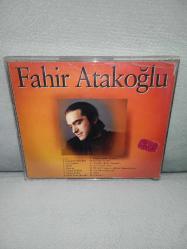 CD Fahir Atakoğlu Demir kırat. Orijinal 1994 baskı. Disk 10 üzerinden 9. sorunsuz çalışıyor. Koleksiyonluk