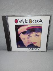 Cd Oya & Bora Saraylı albümü. Orijinal 1994 kırmızı bandrollü dönem baskı albüm. Disk 10 üzerinden 9 sorunsuz çalışıyor koleksiyonluk
