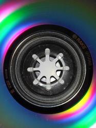 Cd Oya & Bora Saraylı albümü. Orijinal 1994 kırmızı bandrollü dönem baskı albüm. Disk 10 üzerinden 9 sorunsuz çalışıyor koleksiyonluk